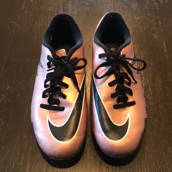 gold nike soccer cleats